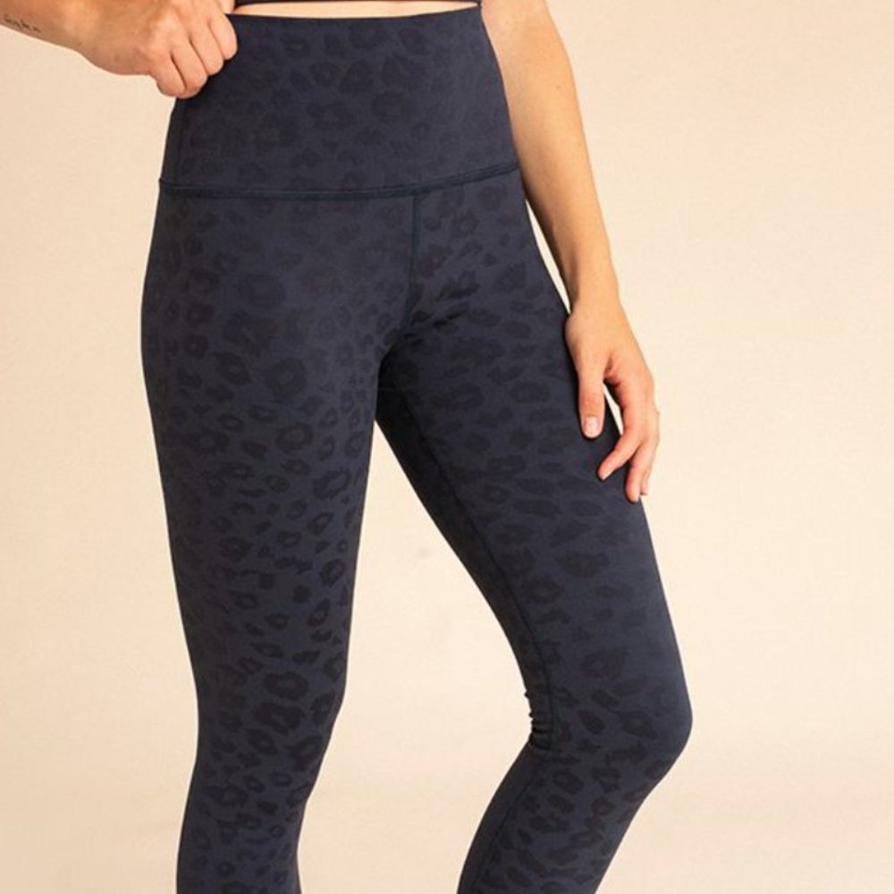 Beyond Yoga x barre3